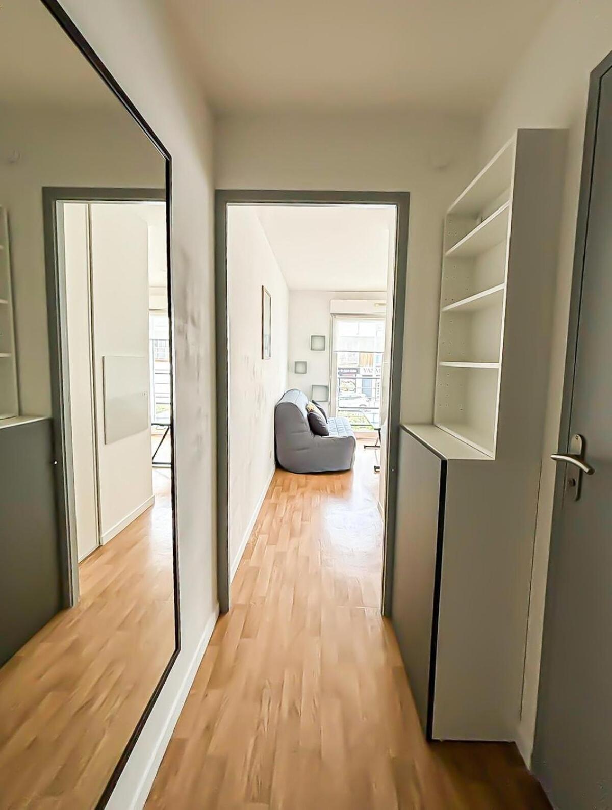 Apartment Equipe, Fonctionnel Avec Parking Privatif *